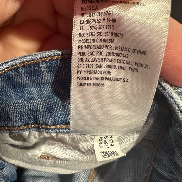 American Eagle Outfitters Light Blue Distressed Straight Leg Mom Jeans - Picture 11 of 12